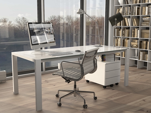 Az elegancia színe – fehér íróasztalok az irodában